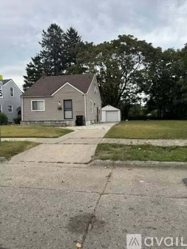 Main picture of 19568 Dresden St