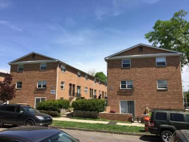 Main picture of 1444 Worthington St