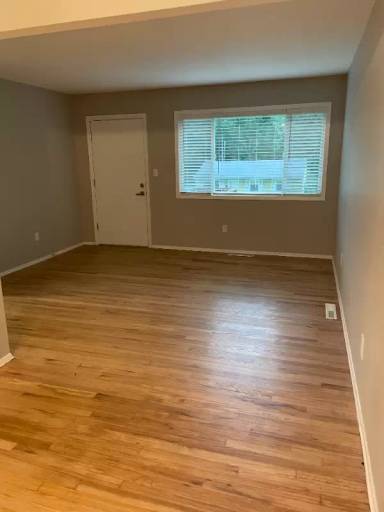 Main picture of 3942 Kensington Ave