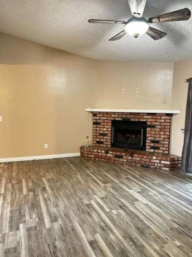 Main picture of 1564 W Candlewood Ave