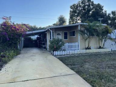 Main picture of 5029 77th St N