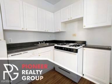 Main picture of 3720 1/2 N Pine Grove Ave