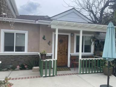 Main picture of 15857 Alwood St