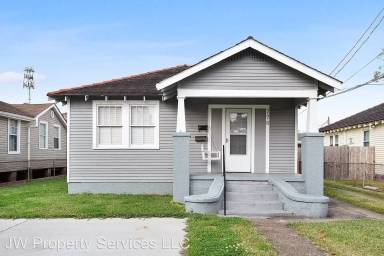 Main picture of 778 Avenue B