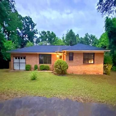 Main picture of 4400 N 9th Ave