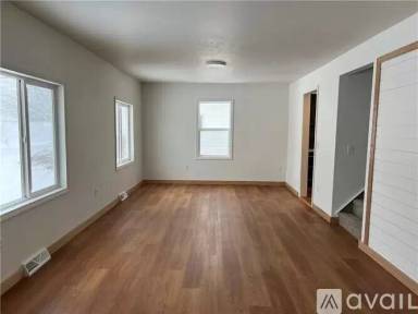 Main picture of 1424 High St