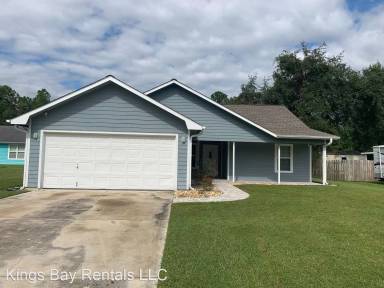 Main picture of 214 Lake Forest South Dr