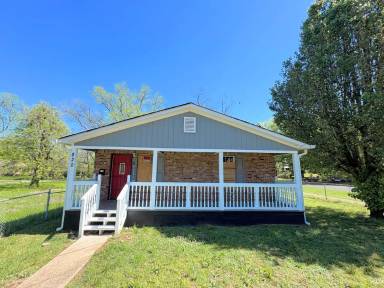 Main picture of 820 17th Street Ensley