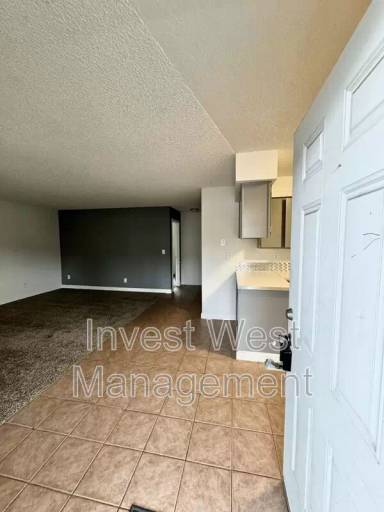 Main picture of Dry Creek Apartments