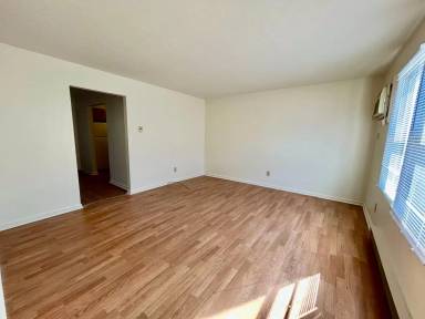 Main picture of 190 Macey Ave