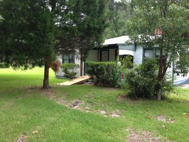 Main picture of 3001 Game Farm Rd