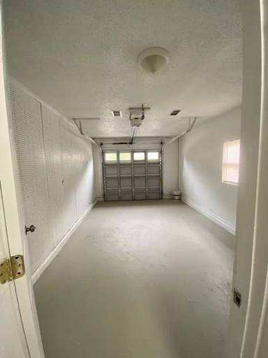 Main picture of 5444 Wood Crossing St