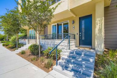 Main picture of 2430 Community Ln