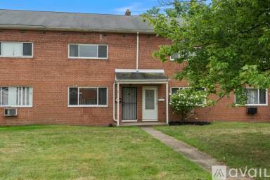 Main picture of 4936 Caroline Dr