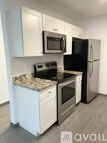 Main picture of 4115 E Moreland St