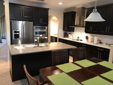 Main picture of 2046 Prospect Ave