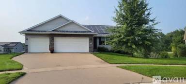 Main picture of 724 Timber Ridge Ct