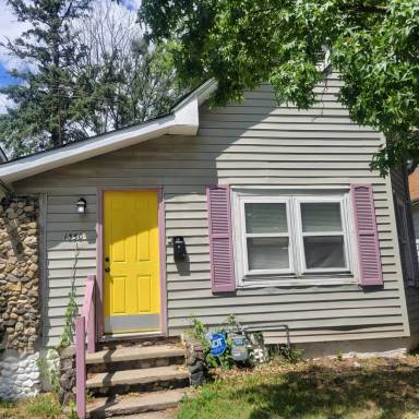 Main picture of 1350 Kappes St