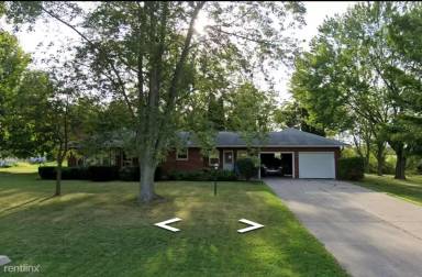Main picture of 9637 48th Ave