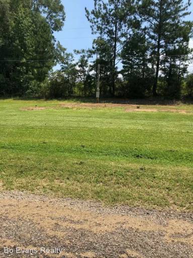 Main picture of 110 Candy Ln