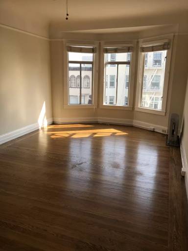 Main picture of 2410 Chestnut St