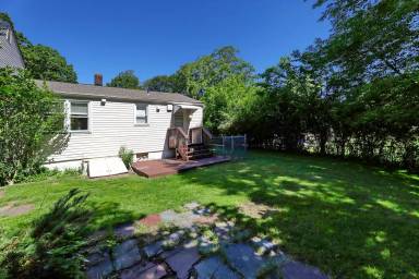 Main picture of 14 Degraw Ave