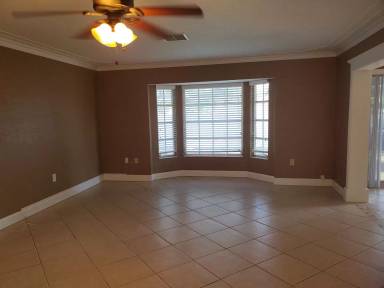 Main picture of 3331 Sea View St