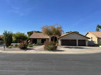 Main picture of 416 S Surfside Dr