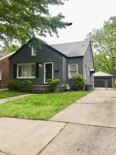 Main picture of 20675 Kingsville St