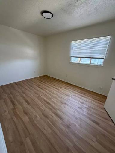 Main picture of 1206 W Church St