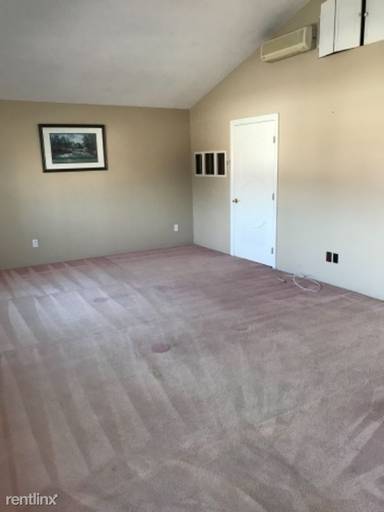 Main picture of 10242 Arundel Ave