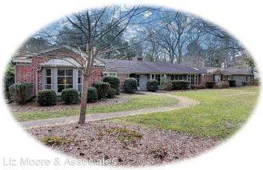 Main picture of 118 Berkeley Ln