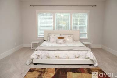 Main picture of 1727 Grace Ln