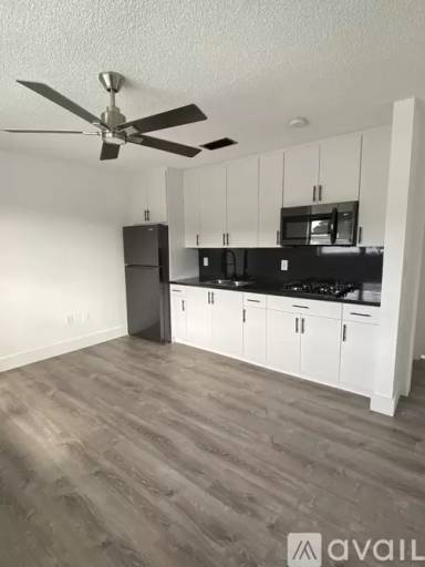 Main picture of 407 NW 44th Ave