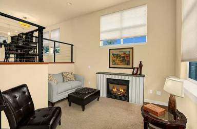 Main picture of 3607 Interlake Ave N