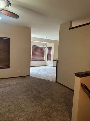 Main picture of 1548 W Hickory St