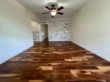 Main picture of 375 Bonair St