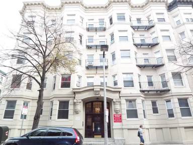 Main picture of 20 Hemenway St