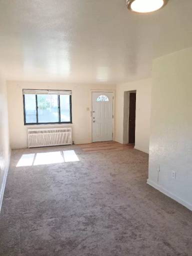 Main picture of 472 Hoodridge Dr