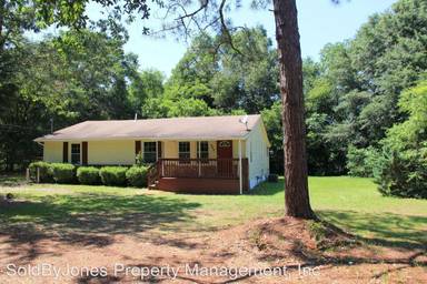 Main picture of 512 Betty St