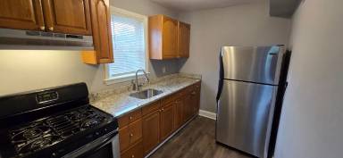 Main picture of 2802 Clearview Ave