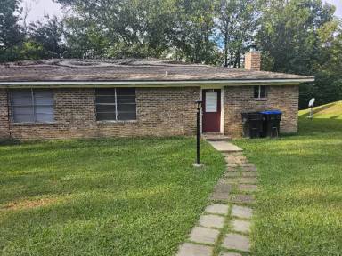 Main picture of 304 Reel Rd
