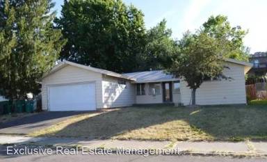 Main picture of 169 Dahlia St