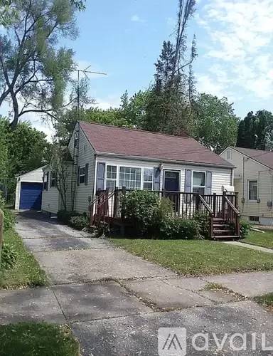 Main picture of 2512 Blake St