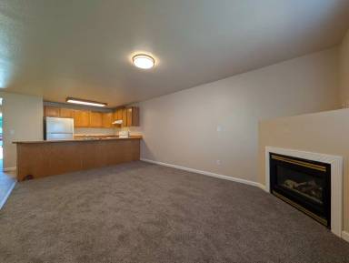 Main picture of 2628 Ross Ln