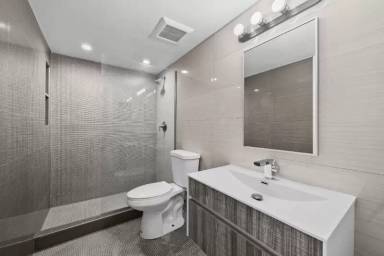Main picture of 218 Bob O Link Way