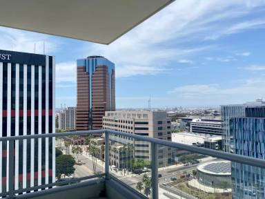 Main picture of West Ocean Long Beach