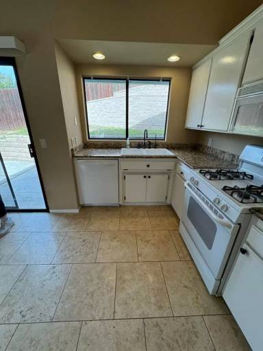 Main picture of 321 Oak Meadow Ln