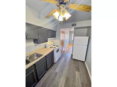 Main picture of 4502 N 49th St