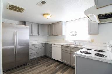 Main picture of 3291 W 9th Ave